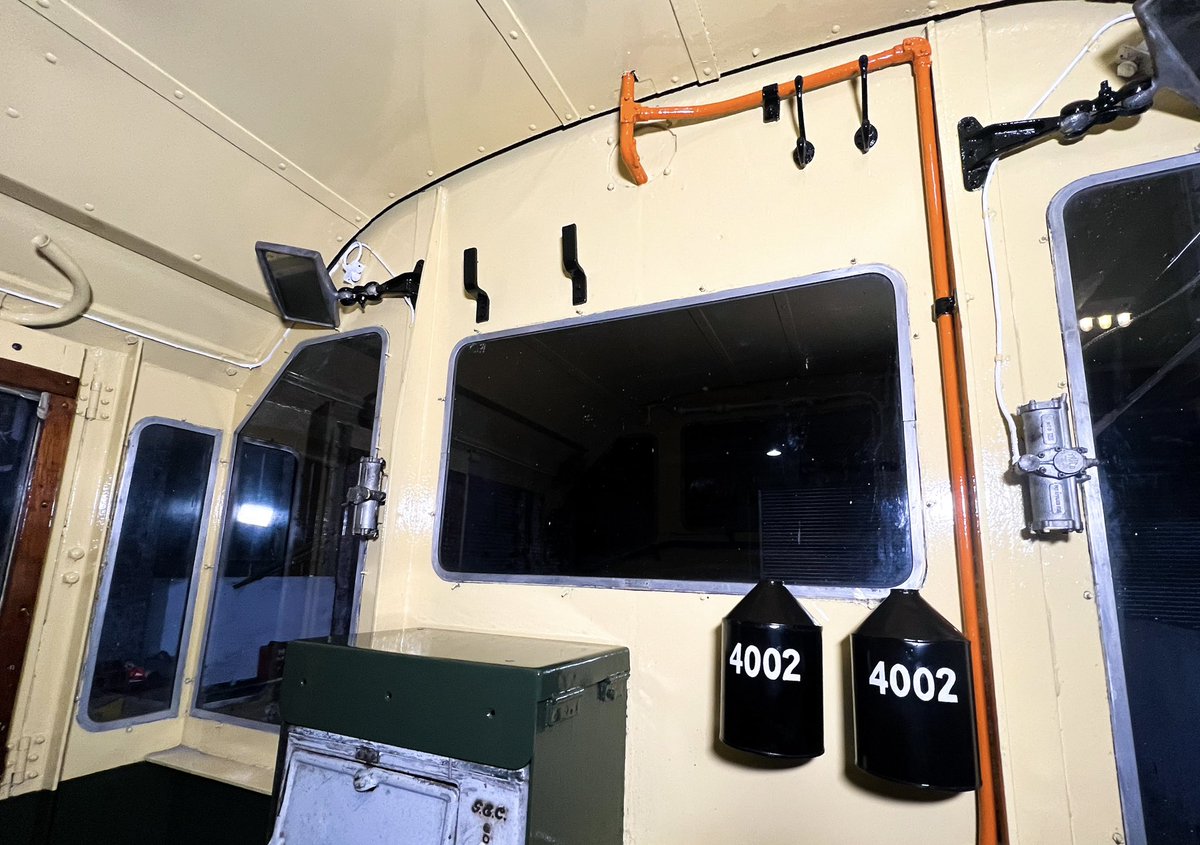 LiamEBarnes's tweet photo. With Hudswell 4002’s bodywork and repaint last year the interior was always on the list of things to do - So spent some time giving the cab the same much needed treatment, painted, varnished window frames, pipework picked out etc.

#heritage #preservation #hudswell #painting https://t.co/fBVEWsgO6k