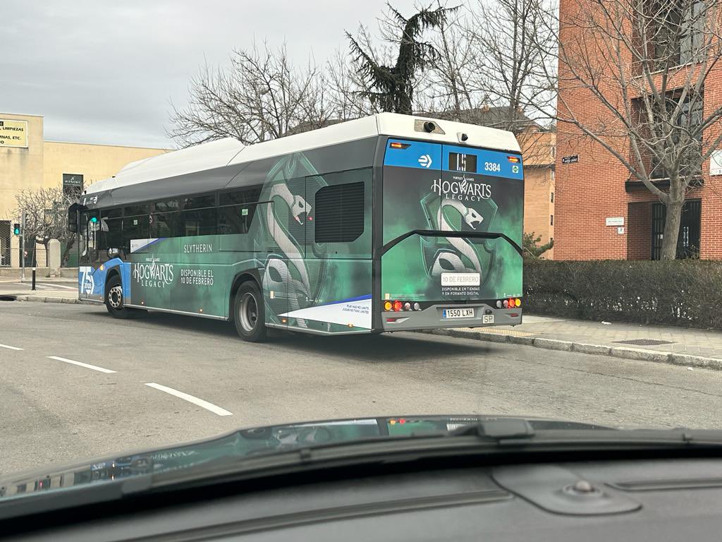 #HogwartsLegacyConcurso <a href="/WBGamesSpain/">Warner Bros. Games Spain</a> mi casa favorita es Slytherin porque soy astuta y tengo mi toque de “maldad” pero sobre todo porque vivo enamorada de Draco Malfoy 😍💚 jaja