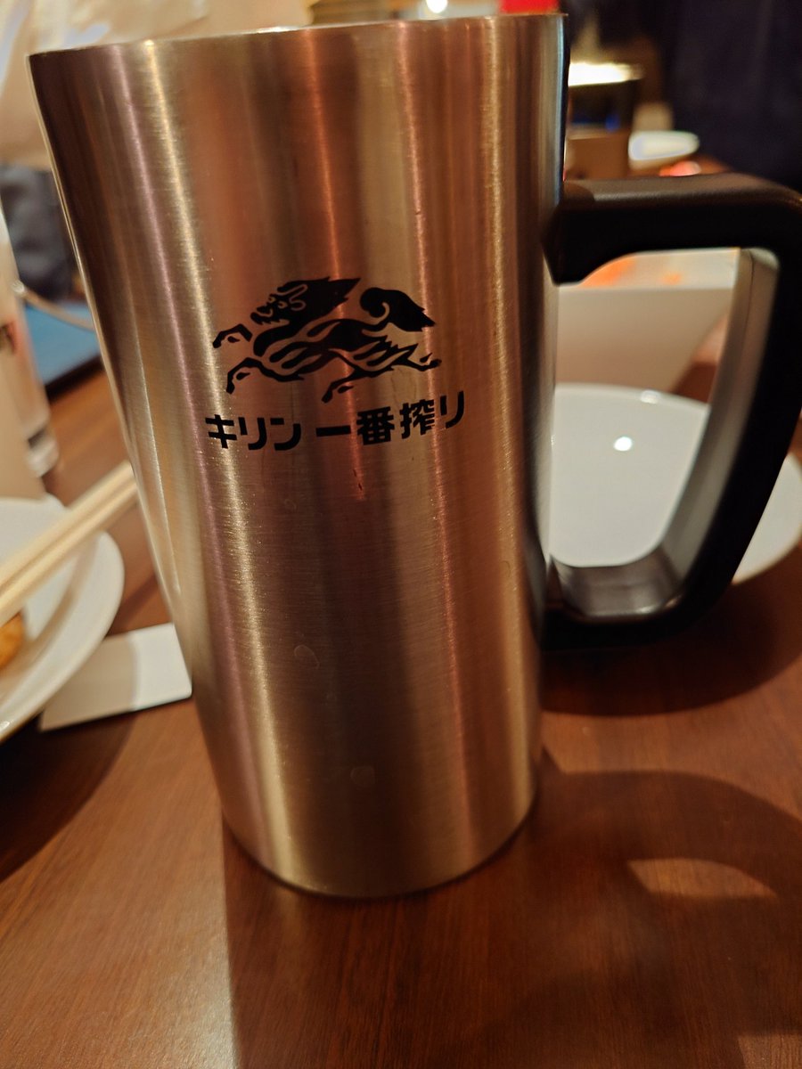 tanupontanupoko's tweet photo. 昨夜は #QuintArrow さんのタコパに参加(タコ写真忘れた…)。
手慣れたAGさん達の焼いたのを美味しくモグモグ(ほとんど作ってない、スミマセン…)。
驚いたのがお店ポータルへのアクションが音声+画像で随時表示されるやつ。めっちゃ楽しくてずっとワンコw
美味しさ+楽しさ、あざました(^^)
#Ingress https://t.co/EUskrHD3nt