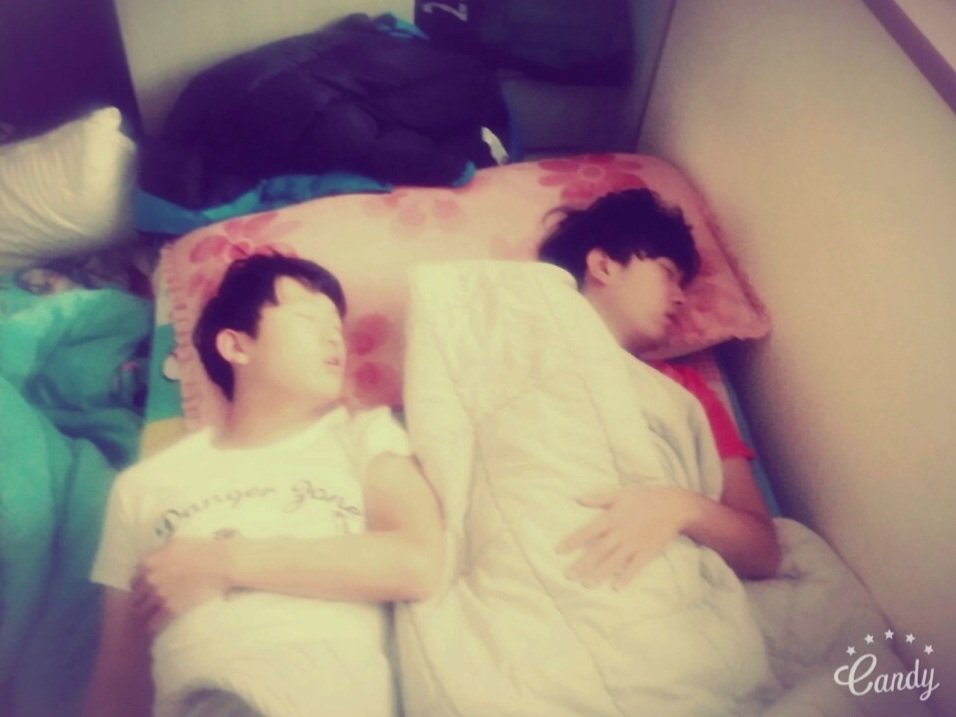 _sosoni_'s tweet photo. 생각나서 올리는
재워니 과사 쩨금 올리기 https://t.co/90gaIVoho8