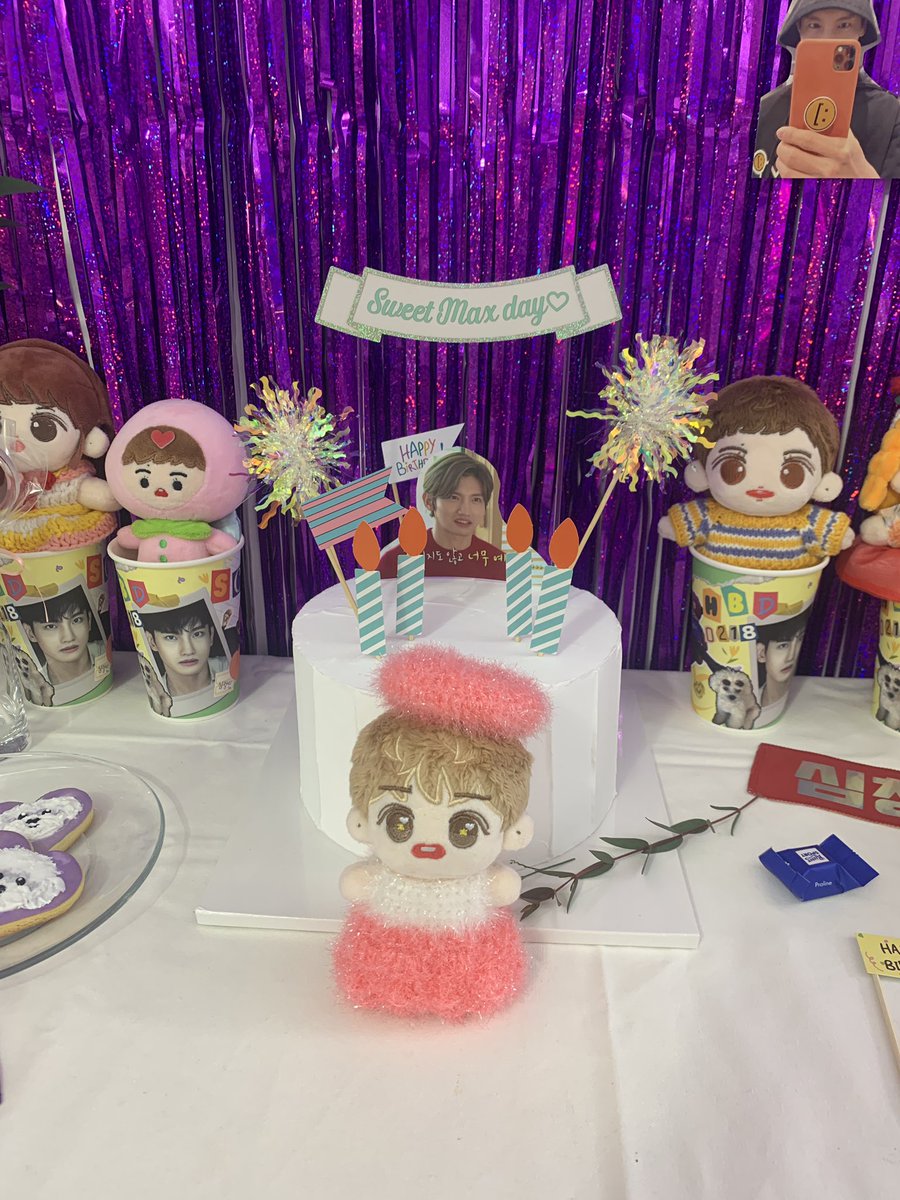 changminpoint's tweet photo. #Sweet_MAXday
#찾았다_내사탕_내댕글 https://t.co/8v4iEsGCTX