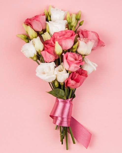 WildMonkOrganic's tweet photo. I don't understand why giving flowers is only for women, men deserve it too. 
#wildmonkorganics 

Tag someone whom you want to gift this lovely bunch of flowers https://t.co/vwKA0jaX3N