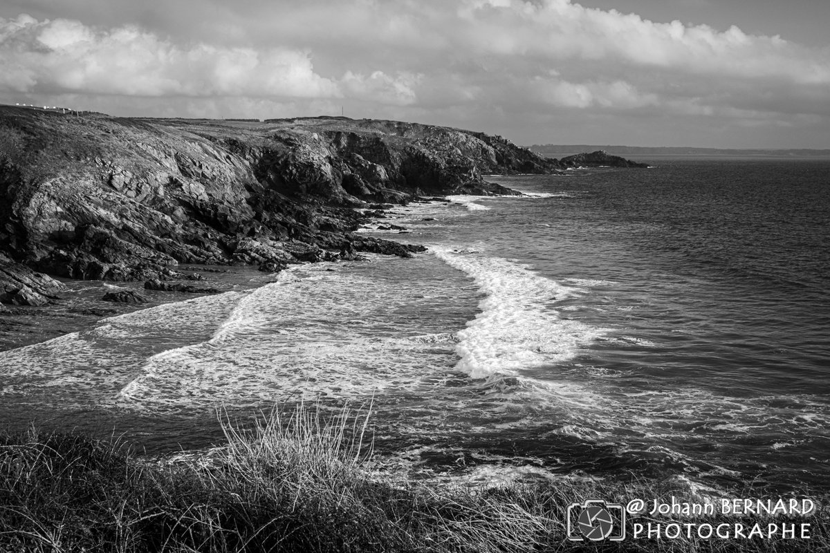 #Bretagne #finistère
Les falaises finistérienne.
#MagnifiqueBretagne #igersbretagne #balade #destinationbretagne #MagnifiqueFrance #nikonphotography #bzh #ilovebretagne #Nikon #randonnée #myfinistere #finisterenord #sun #balade #mer #photos #francetourisme