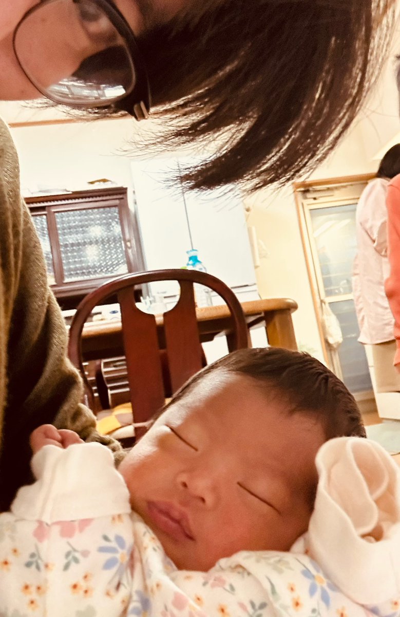 johngbjeth's tweet photo. Today visit home in Kyoto and meet niece! So small!! https://t.co/G9rKc2HAg4