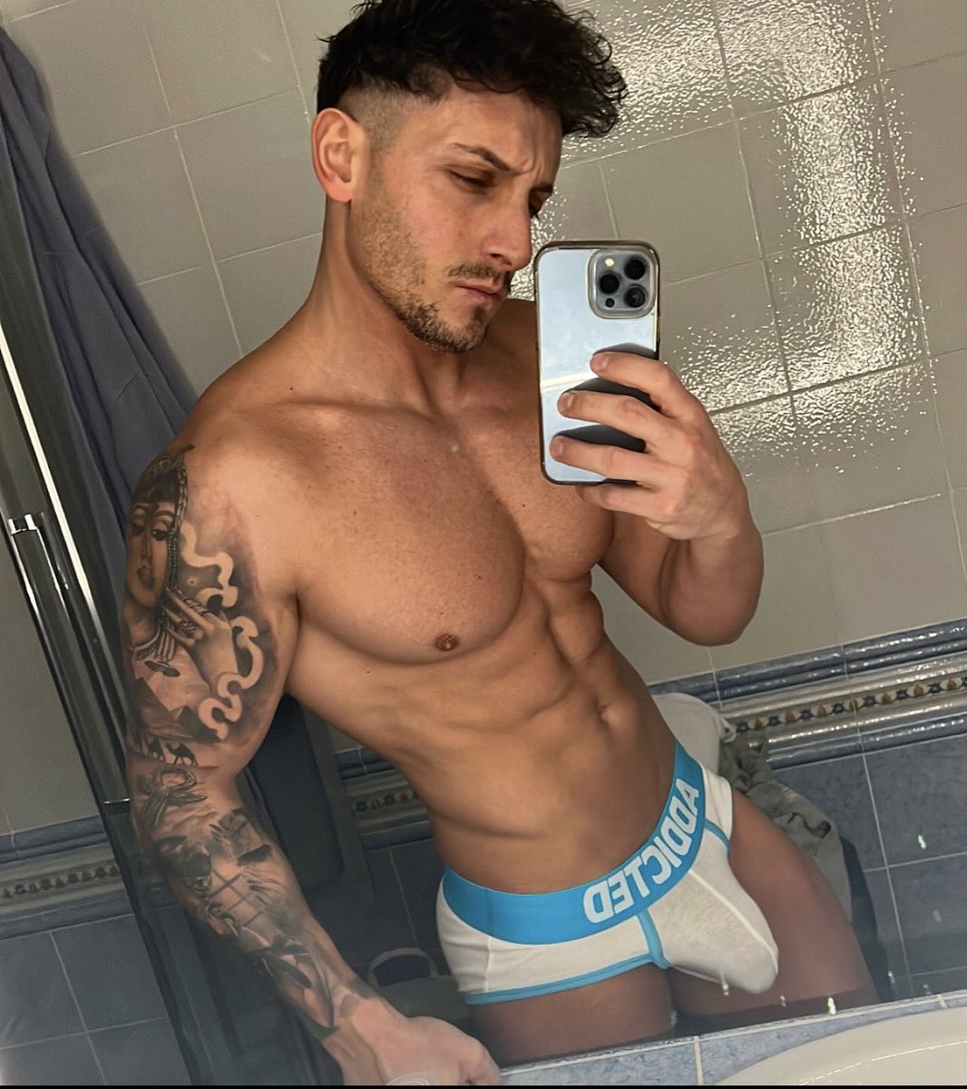 PornAxe's tweet photo. Buongiorno piselloni 🍆💦💦❤️

https://t.co/LI3W3JiX4T

@GayAmateursProd @@cam4_gay @OnlyFans https://t.co/6E0H8maeVP