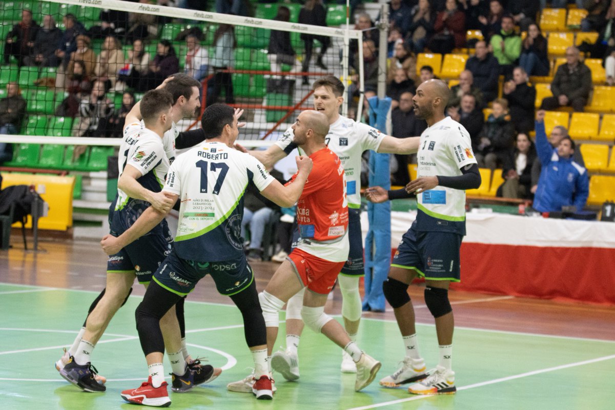 ⚠️DÍA DE PARTIDO⚠️
‼️Vamos a por todas con el apoyo de nuestra grada‼️  #JuntosSePuede💪

🆚 <a href="/rioduerovoley/">Río Duero Voley Soria</a> 
📅 Sábado 18 de Febrero
🕕 18:00 h
📌 Pabellón Matilde de la Torre 
🎥 youtube.com/@OndaOccidenta…
📸 <a href="/fierro_marcos/">Marcos Fierro</a> 

#somostextil