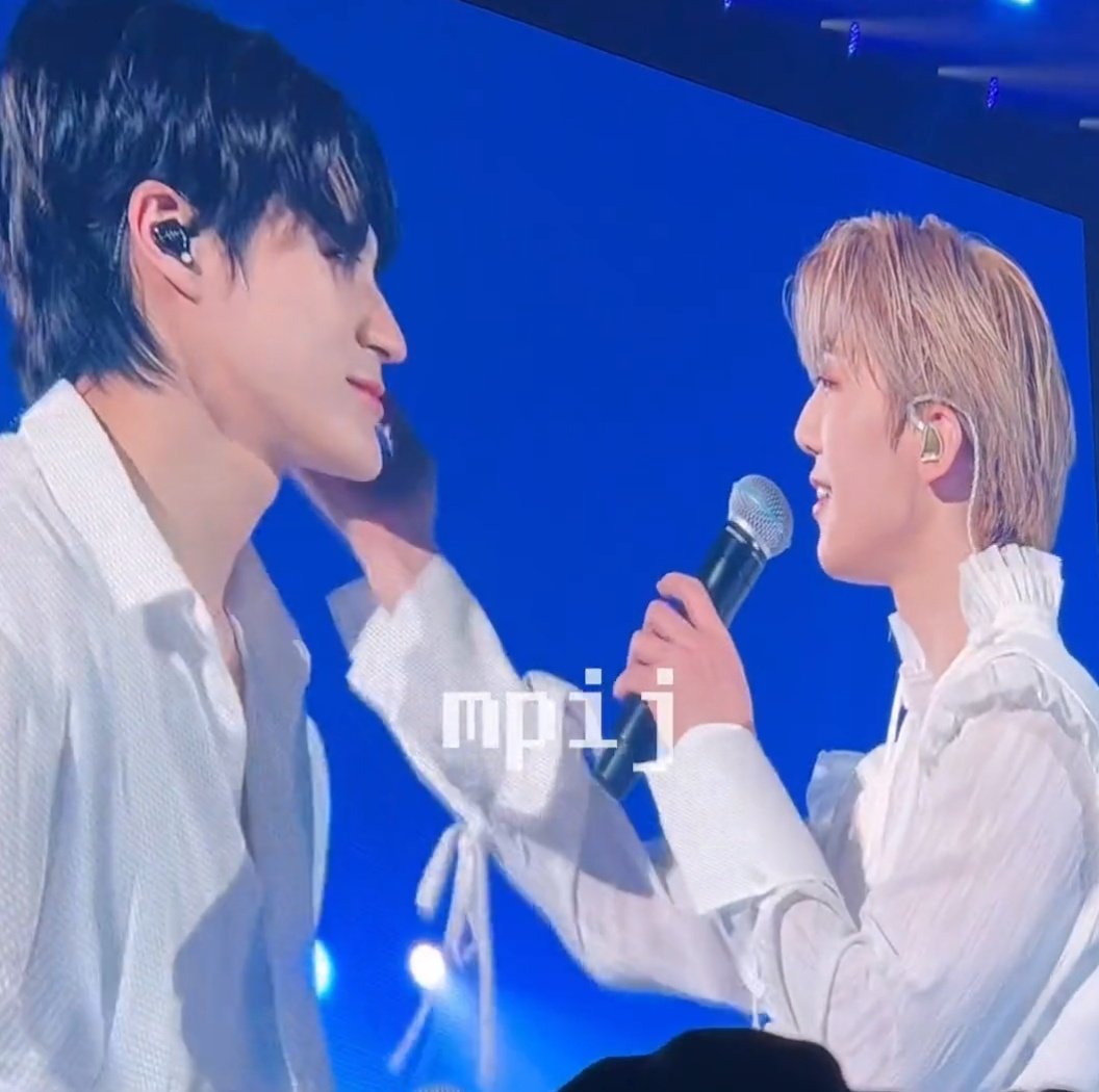 ปกติก็คลั่งรักยิ้มหวานน้องอยู่แล้ว พอเจอแบบนี้ยิ่งหลงแบบหาทางออกไม่เจอ ถึงเจอก็ไม่ออกพี่จะอยู่