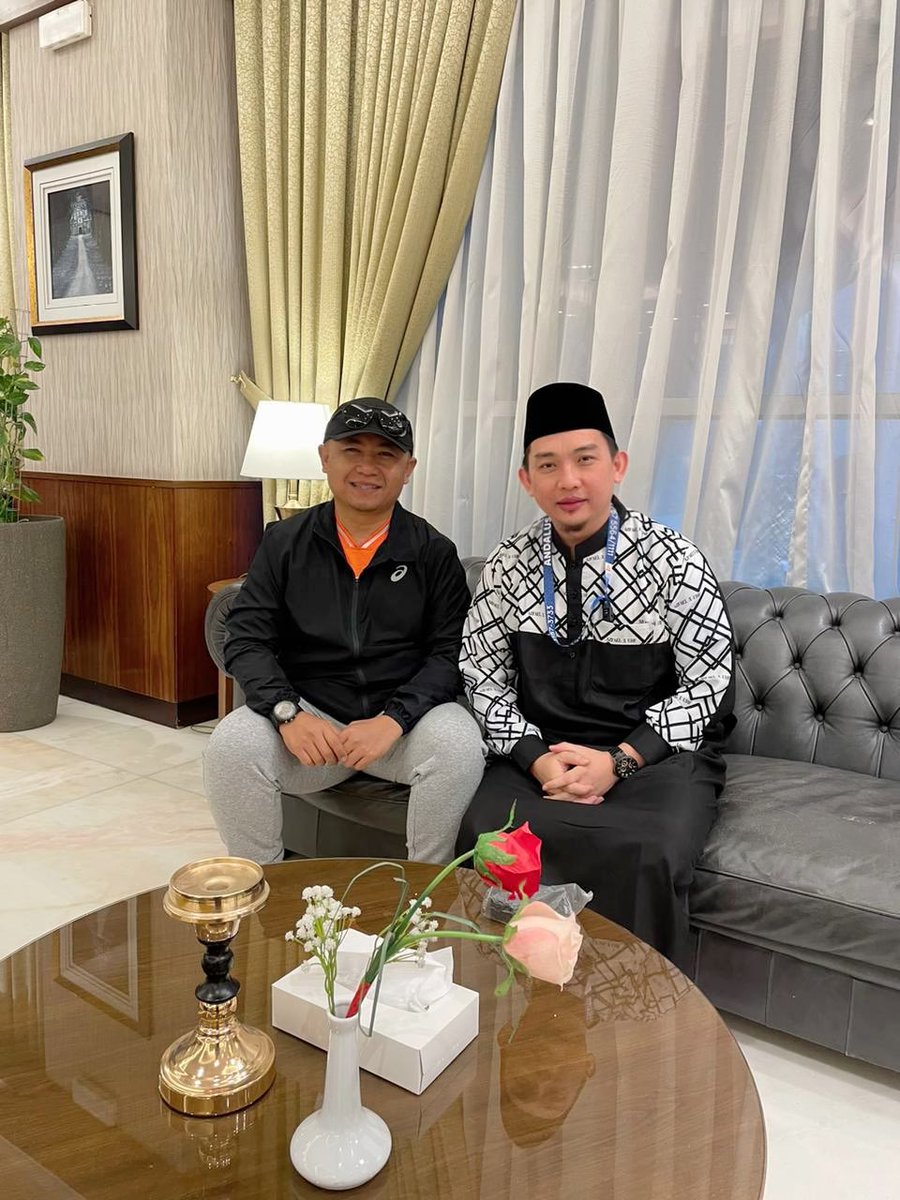 Hilmi Firdausi tweet media