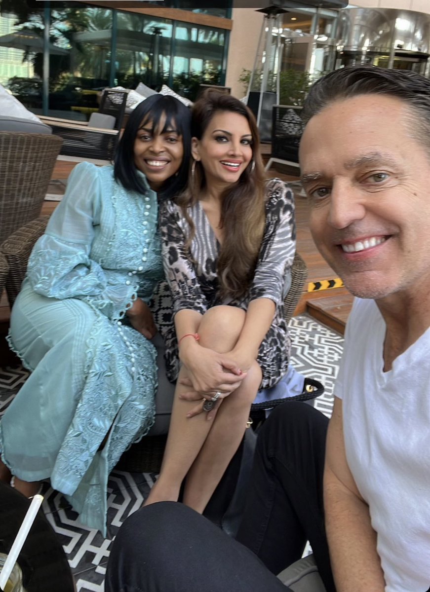 TonyPotts1's tweet photo. #DUBAI ! Continues to showcase amazing female founders — What a pleasure for @shopreadysetjet ’s @shalini_vadhera and me to meet @DolamuBadejo and get a peek behind her stealth startup.
     It baffles me why less than 1.9% of #femalefounders ever receive funding… #startups https://t.co/H1xdOs2Diz
