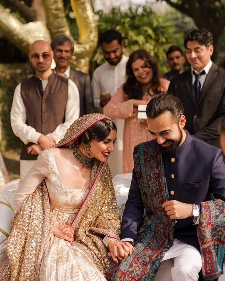 DailyInfotainm1's tweet image. Nikah and Rukhsati momemnts of Model #Zarapeerzada niece of #UsmanPeerzada and #SaminaPeerzada ♥️

 #dailyinfotainment