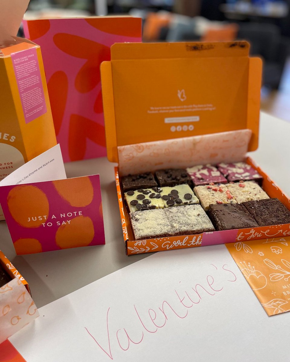 EnzymeComms's tweet image. Roses are red, 
We're a science comms agency, 
The quickest way to our hearts, 
Is a left lateral thoracotomy
 🌹🌹
In fact, the quickest way to all of our hearts is sweet treats from our beloved culture committee. Brownies, cookies and smiles all round, love is in the air! 💗💗