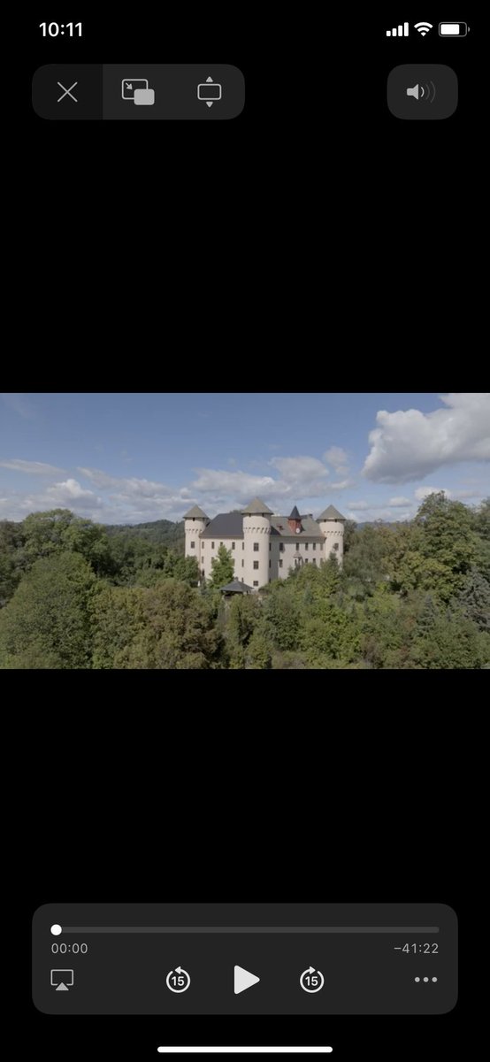 leafriessner's tweet photo. Full video in 4K &amp; HQaudio out Now! https://t.co/gpiG6FiVOo                 #musicvideo #jazz #guitar #trombone #karlratzer #edneumeister #psimusic #castlesmadeofsound #musicoutside #jazztwitter #austria #jazzmusic #duo #improvisation #4K https://t.co/saXnTRMjxR
