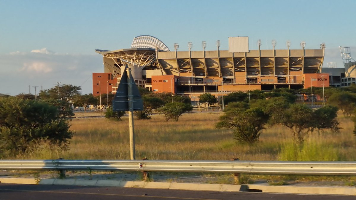 Sifiso_Gumede's tweet photo. Polokwane,  Peter Mokaba Stadium 🏟. 
Let's do it again this weekend.  Home Away from Home . Check out @KaizerChiefs &amp;@VodacomSoccer activation at Polokwane Mall from 12:00 .#Amakhosi4Life https://t.co/5bLCzBKp0x
