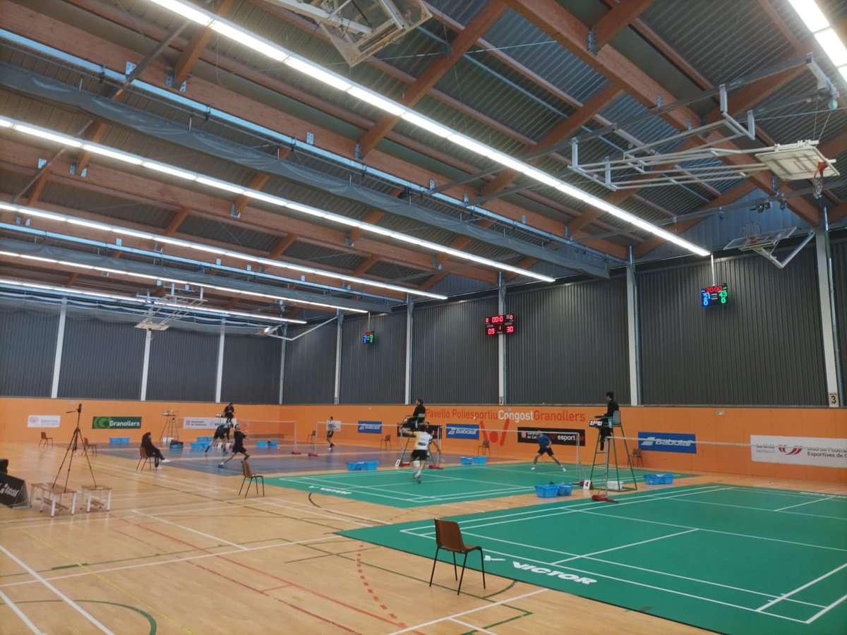 📣 En marcha el 𝐓𝐎𝐏 𝐌𝐀𝐒𝐓𝐄𝐑 𝐀𝐁𝐒𝐎𝐋𝐔𝐓𝐎 en <a href="/Bad_Granollers/">Bádminton Granollers</a>, que se puede seguir EN DIRECT⭕️

Las mejores raquetas 🇪🇸 se enfrentan en nuestro canal de YouTube.

📲 cutt.ly/V3XHrm3