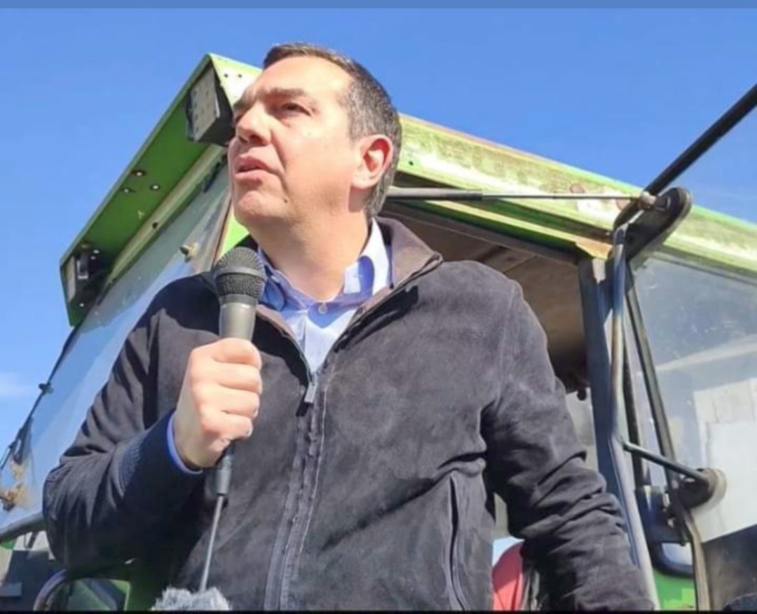 VarouxiLou's tweet image. 🧵 Τι έκανε ο ΣΥΡΙΖΑ όταν ήταν κυβέρνηση για τους αγρότες;

-αύξησε την φορολόγηση από το 13% στο 20% για τα εισοδήματα του 2016 και στην συνέχεια στο 26%

-διπλασιασε την προκαταβολή φόρου αρχικά, από το 27,5% στο 55% και από την επόμενη χρονιά στο 100%