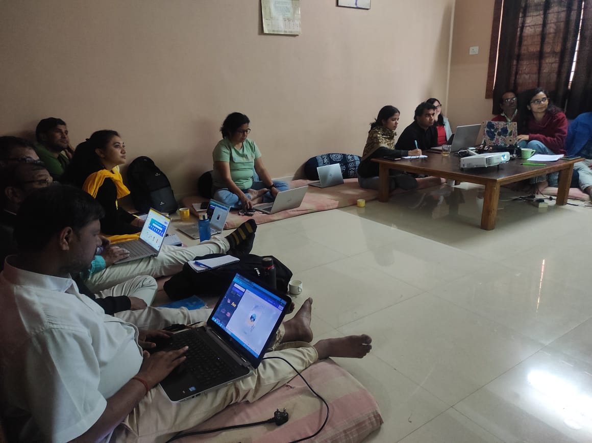 Pinky_Verma1's tweet photo. Now, one of the major skills for development sector is designing posters, reports, posts etc.
Last Thursday, was part of the training session on @canva for the internal @vikassamvad team along with Shreya and @RakeshMaalviya
#vssteam #design #C4SC https://t.co/3HIEIggqBJ