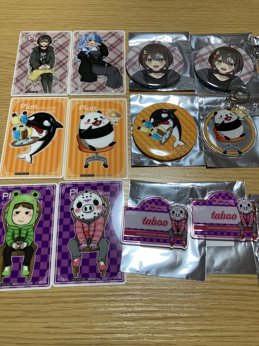 2OiXfRtI's tweet photo. plottアニメカフェ× SMILE BASE CAFE

譲→缶バッチ：フラグちゃん、シャチ
キーホルダー：パンダ、キリン、ヒサメ
カード：シャチ、パンダ、フラグちゃん、ハック、タブー
ネームバッチ、コースター：タブー　　

求→ネームバッチ：ヒサメとカゲチヨ
キンホルダー：シディとカゲチヨ

＃plottアニメ https://t.co/BCbcK14LEe