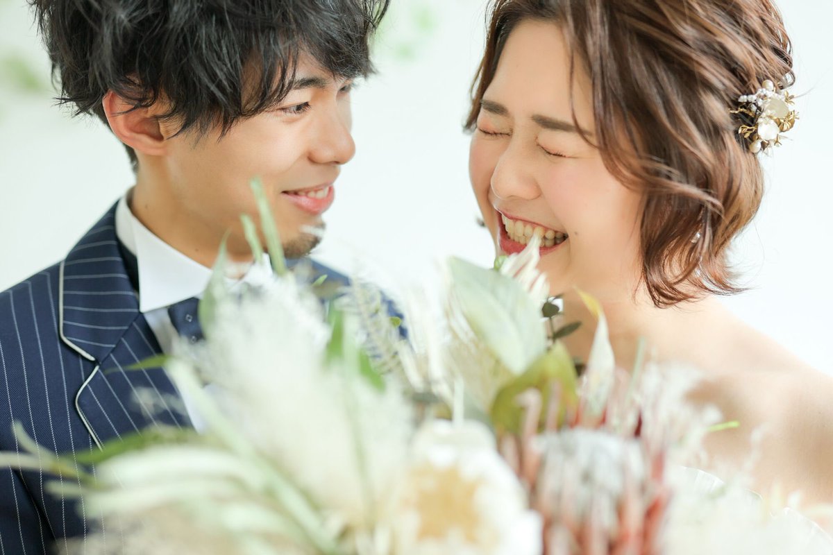 若くもなく、外見がいいわけでもない。

「結婚なんて無理でしょw」と心ない言葉をかけられたこともあった。

そんな私でも戦略に戦略を重ね、ありとあらゆることを試した結果、ペアーズでどストライクな見た目の6歳下の男性と結婚できた。

だから今絶望してる人も、諦めずに打席に立ち続けてほしい。