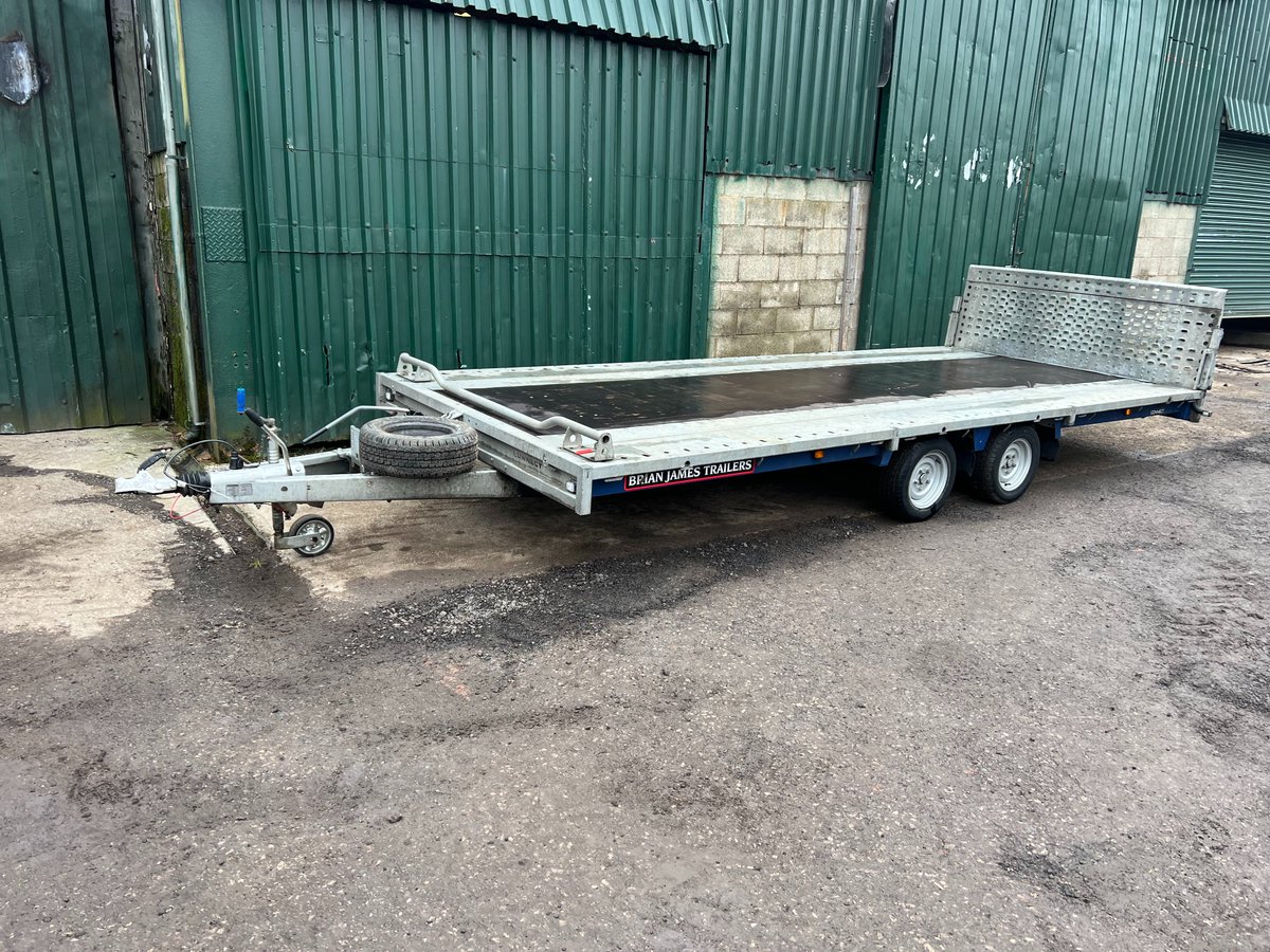 1stBasePlant's tweet photo. #BrianJames tilt Bed #Trailer for sale

£4500+vat

2022 trailer

5.5m x 2.25m

Used to carry our own #plant throughout 2022

Spare wheel and locking hitch 

In stock ready to go 

01942 821847 for more info https://t.co/SLCH0Jr7X2