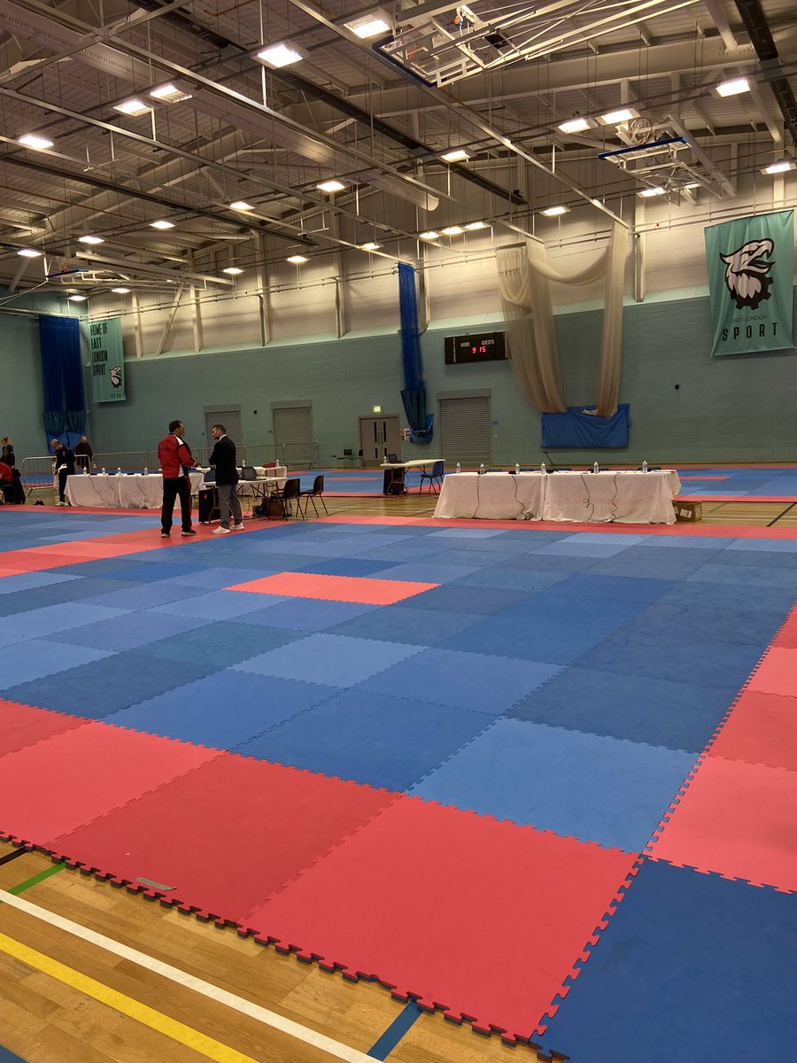 Ready to start this morning at <a href="/UELSportsDock/">SportsDock</a> Good luck to all those competing! <a href="/QuestTaekwondo/">Quest Taekwondo</a> 
#taekwondo #poomsae