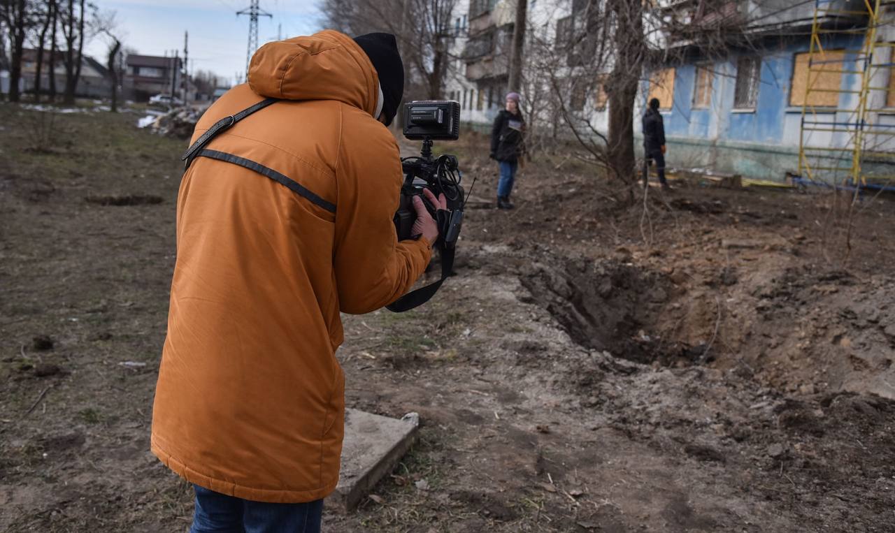 Журналісти «СТБ» та «11 каналу» відзняли сюжети про Нікополь