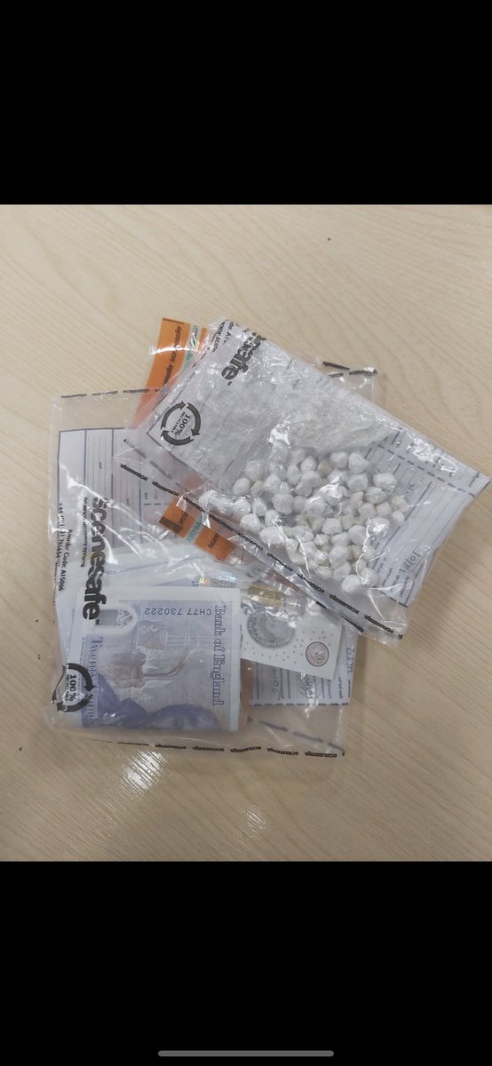 KPTacOps's tweet photo. Whilst on patrol of Chatham @KentPoliceMed #PTT2 sighted this vehicle. During a search of both occupants 80 Class A drug deals. Subsequent searches located a cannabis cultivation at a home address #CrackIngDown #HeroInChatham #SayNoToDrugs #2InTheBin AM https://t.co/AqPUgod7w7