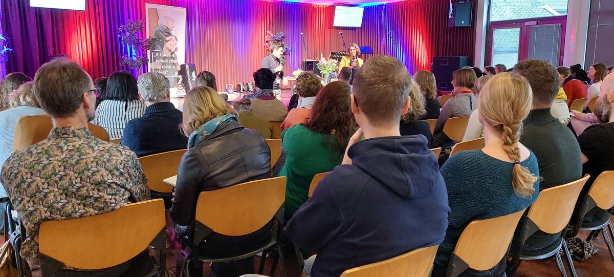 alisevl's tweet photo. De dag van het Jeugdpastoraat is gestart.  Wat een zegen! https://t.co/Vv9yOBlnI5