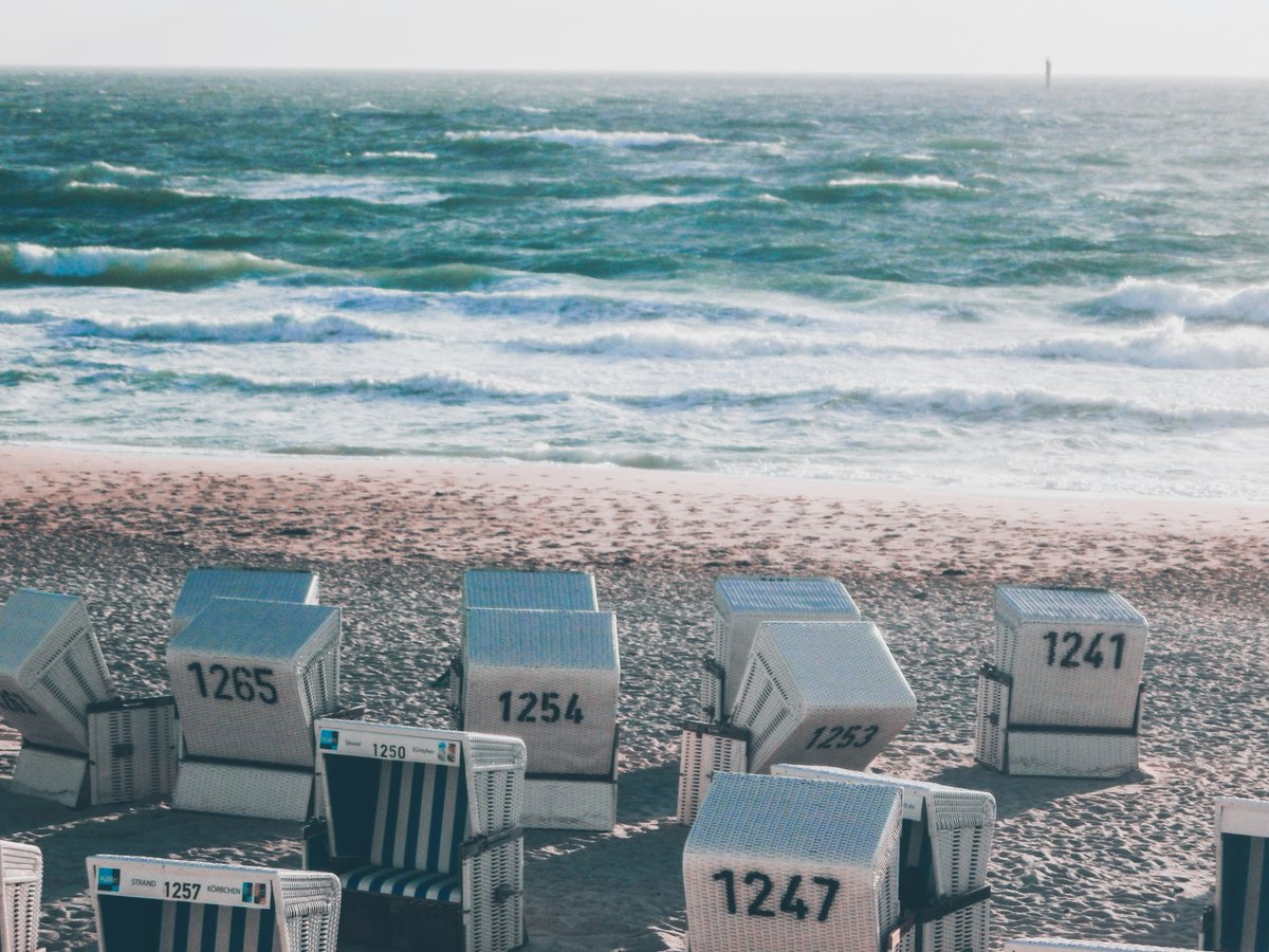 nftmatze77's tweet photo. The smell of salt water and seafood fills the air...
ποΈπ¦π#SylterAbend2017 #MatthisGallery
@nullinger @DennisSchmelz @0xMetalex @0x_b1 https://t.co/pM0yeaX5ST