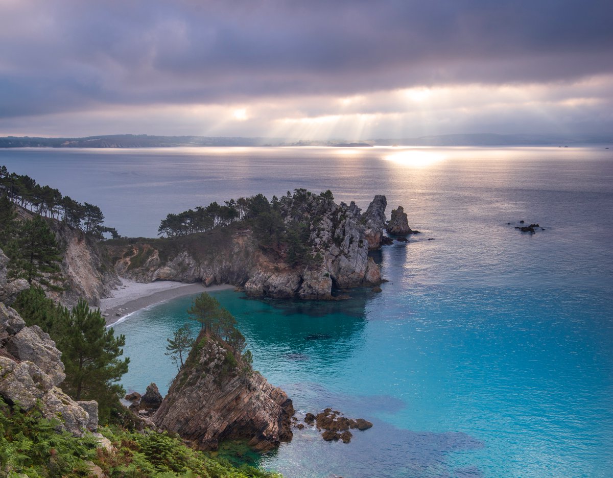 Adilemoigne's tweet photo. Sublime lumière en presqu'île de Crozon, des matins comme ça on en redemande!!! https://t.co/9adY9CQeTQ