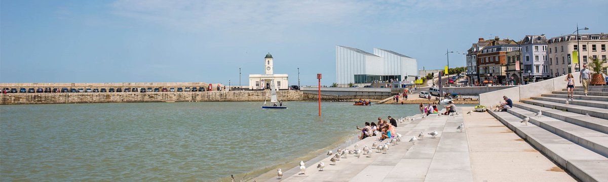 MargateBookie's tweet photo. It's #NewPublishers Session 3. We've been chatting all about Bookie, editing, and today @andsoshethinks guides us in marketing and comms.

Our thanks to @Kent_cc #ReconnectKent and @amazon and to our hosts @kentlibraries

(C): @VisitThanet

#AmazonLiteraryPartnership #Thanet https://t.co/DXgjFZwLyB