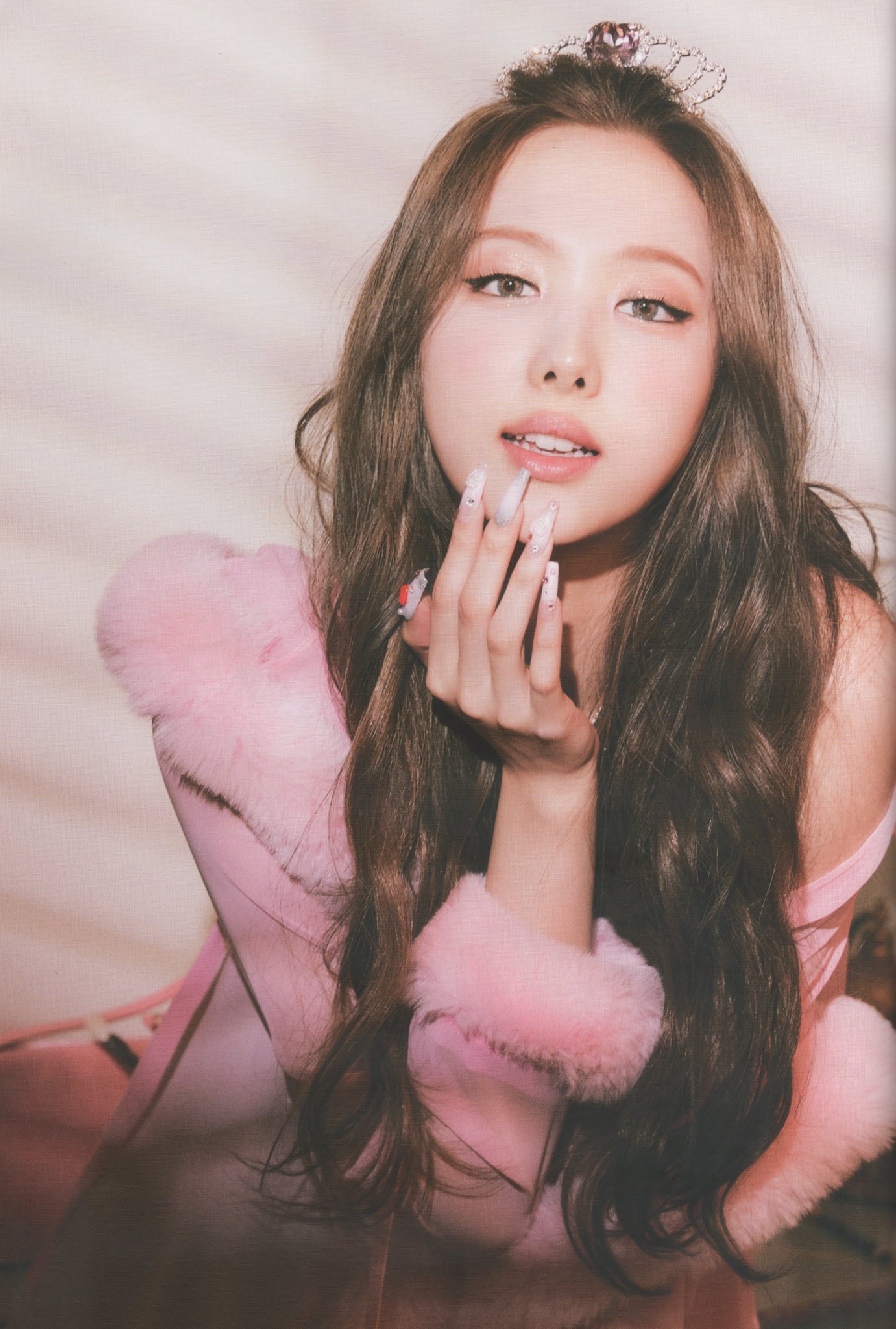 jyp-news-on-twitter-congratulations-to-nayeon-for-winning-female