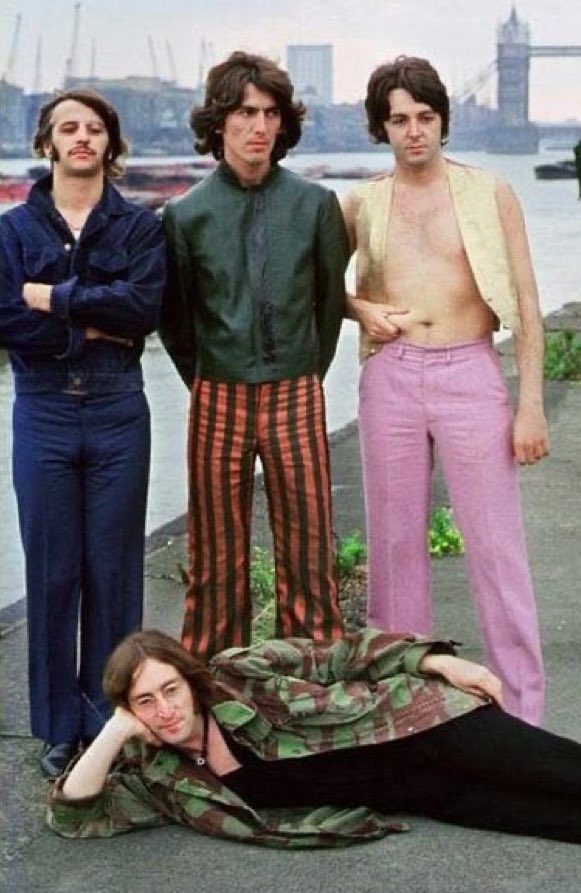 TrollFootball's tweet photo. The Beatles defending a free-kick (1968) https://t.co/937qR5Vq53