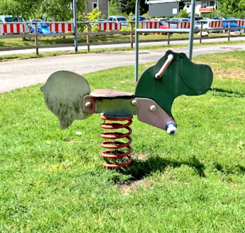 FryskePokemon's tweet photo. Nilpferd 🦛 Wolfsburg, Niedersachsen, Germany 🇩🇪 #PokemonGO #hippo #springrider https://t.co/okebgazKjf