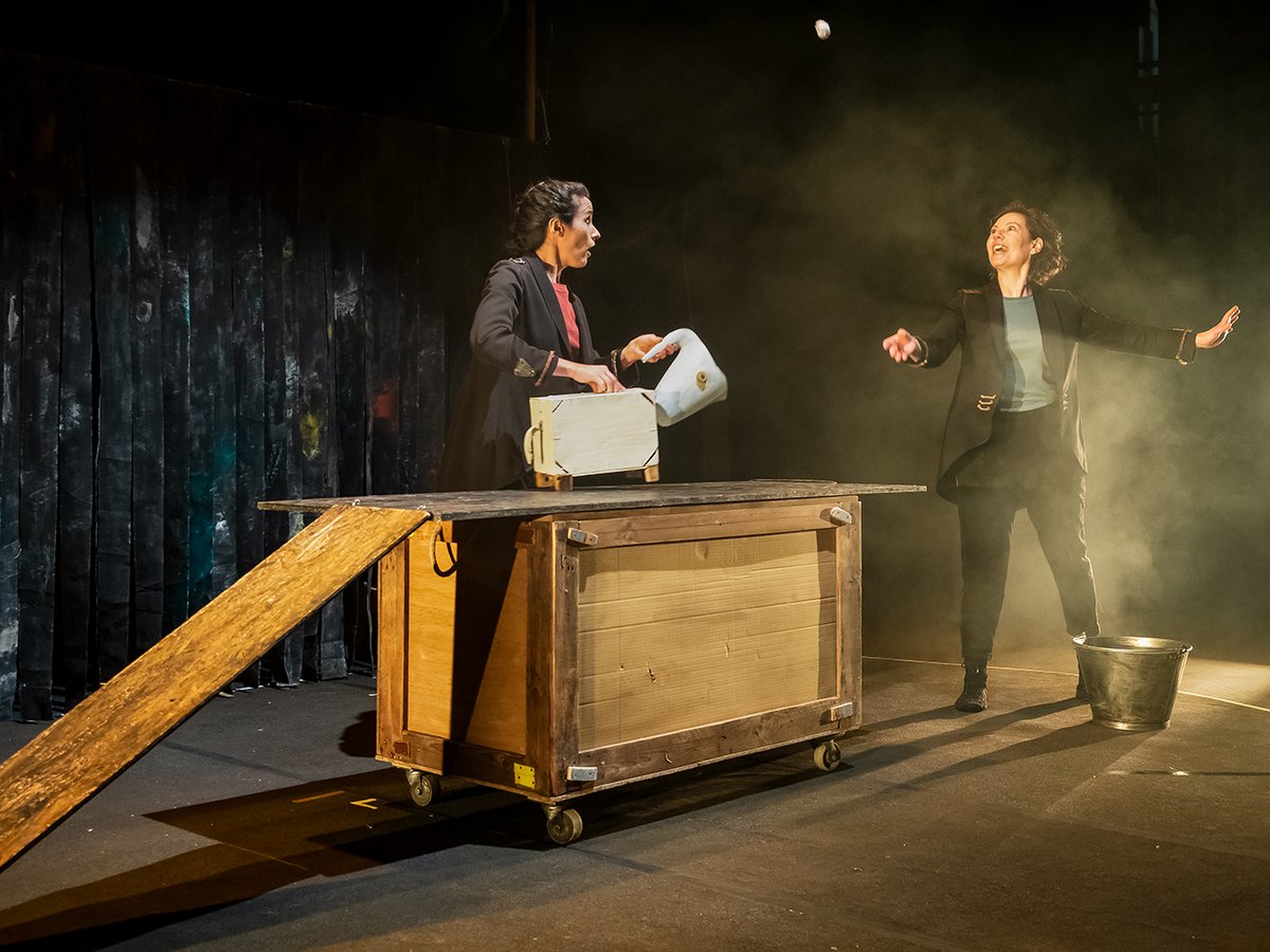 Teatro Silfo (@teatrosilfo) on Twitter photo 🦁 CHATUNGLA, UNA JUNGLA DE CHATARRA
👉🏼Hoy a las 18:00 en el <a href="/centrobotin/">Centro Botín</a> de #Santander
🎉Además después de la representación haremos un pequeño coloquio con las familias asistentes.
Toda la info aquÍ: centrobotin.org/actividad/teat…
¡Os esperamos!
#teatrosilfo #chatungla 🦁 CHATUNGLA, UNA JUNGLA DE CHATARRA
👉🏼Hoy a las 18:00 en el <a href="/centrobotin/">Centro Botín</a> de #Santander
🎉Además después de la representación haremos un pequeño coloquio con las familias asistentes.
Toda la info aquÍ: centrobotin.org/actividad/teat…
¡Os esperamos!
#teatrosilfo #chatungla