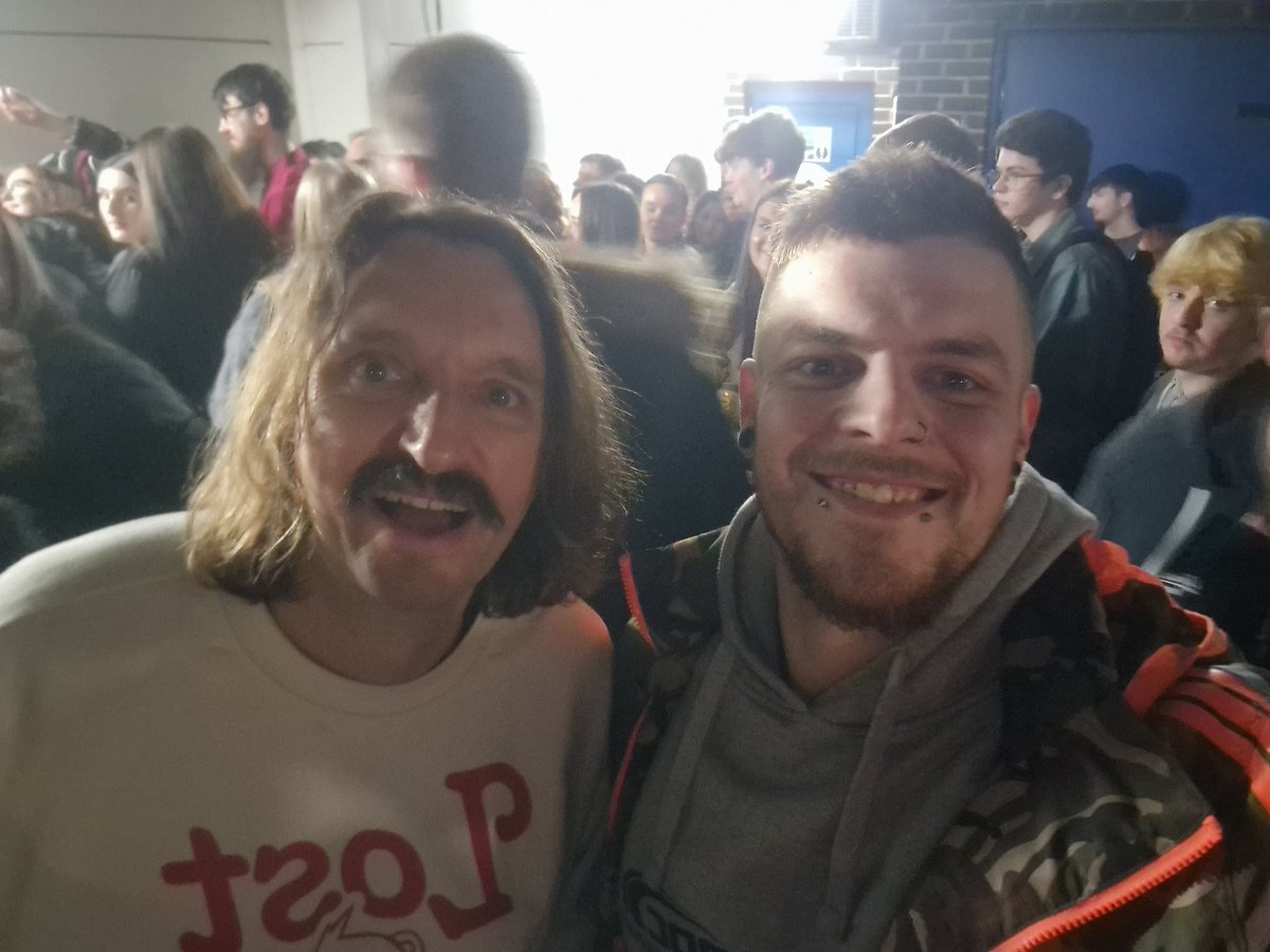 T0tallyHopeless's tweet photo. Absolutely buzzing with last night! And got to meet and say a quick hello to the amazing "Fourskins" - if you know, you know. ๐คฉ totally worth the travel and "ยฃ19.50+Booking fee" ๐คฃ incredible show lads you fxcking smashed it ๐ฅ๐ฅ #HappyHourLiveTour #RoundSheepTour #HappyHour https://t.co/kT7k8fxCAH