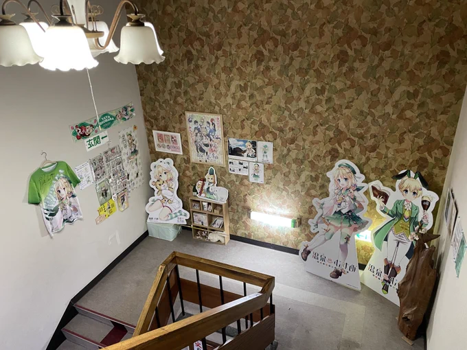今日のお宿、那須塩原温泉の温泉娘推しまくりでパネルやら展示やらで埋め尽くされててすごい…(温泉も最高だった) 
