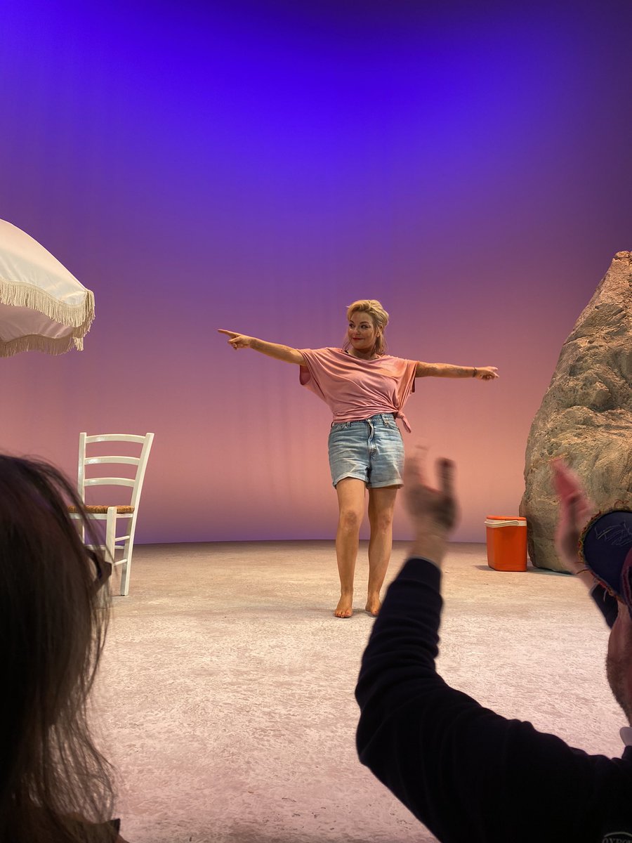 parkhill46's tweet photo. Well done Sheridan - we had a great night #ShirleyValentine 👏 👏 https://t.co/9s588h9Ojz