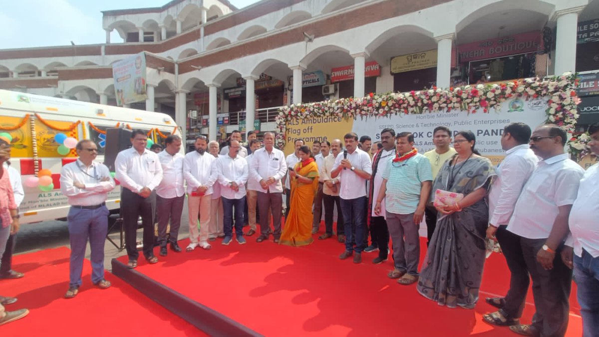 In response to call of Honble CM sh Naveen patnaik during COVID time I placed BMC forty lakhs from MLA LAD for Advanced Life Supprt (ALS)Ambulance which was flagged off from Lingaraj market complex today @CMO_Odisha @Naveen_Odisha @Er_Sujit_Swain @Rashmir52987261 g