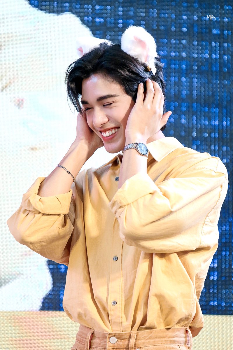 vaporwishes's tweet photo. เหมียวเน็ตเน็ต🐈🪄
#SwissexNetJames #netsiraphop https://t.co/5bkQbaKVJ8