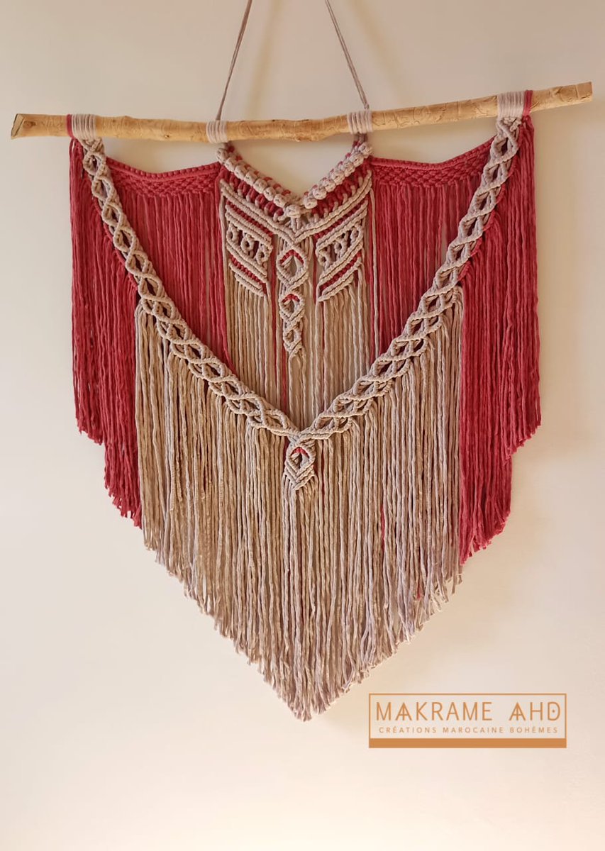 AhdMakrame's tweet photo. ✨🔥 P Y R O 🔥✨
Cette suspension macramé unique apporte une touche naturelle et paisible à votre espace intérieur. Avec ses couleurs rouge brique et couleur de terre, elle crée un équilibre harmonieux entre la force et la stabilité de la terre, et l'énergie et la passion du feu https://t.co/IhbAG00iZ2