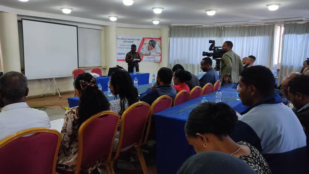 CordaidEth's tweet photo. Happening Now! Jobs, Skills, and Education (JSE) project initiated a panel discussion on #youthemployment creation and job linkage at Azuwa Hotel at Bahir Dar, Ethiopia.
#CareActShareLikeCordaid #jobcreation #CordaidEthiopia #Triggerise https://t.co/LChEn9W5OE