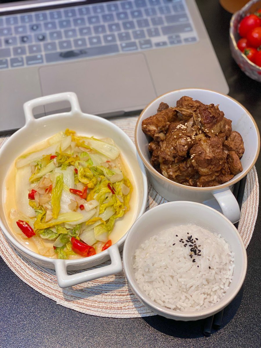 cyal_452's tweet photo. Mom's sweet and sour pork ribs garlic baby dish https://t.co/XAavCrlwVc