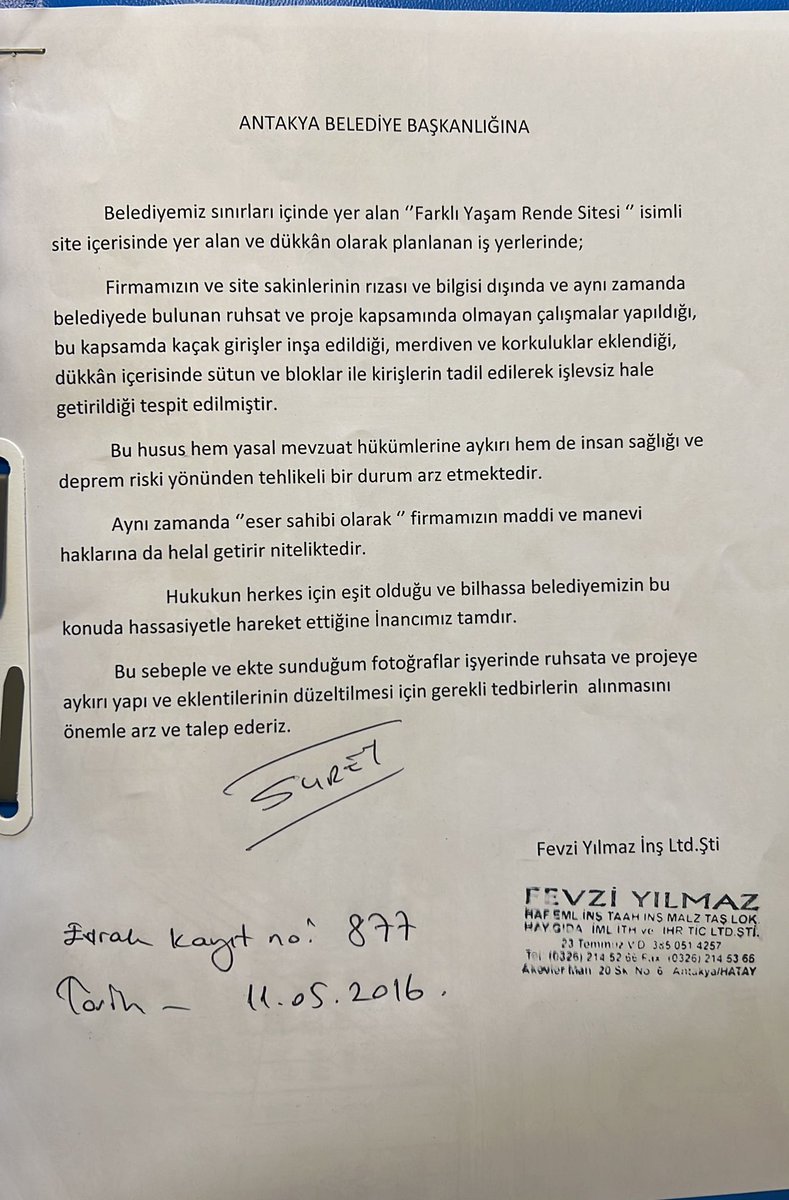 <a href="/ctisik/">Candaş Tolga Işık</a> site sakinlerinin başvurusuna ilaveten müteahhit firma da belediyeye başvuruyor (ektedir). fayda etmiyor. belediyenin 02.06.2016 ve 24.06.2016 tarihli iki tutanağı savcının takipsizlik kararına gerekçe sayılıyor. belediye başkanı <a href="/izzettinylmz/">İzzettin Yılmaz</a> o tutanakları kamuoyuna açıklamalı.