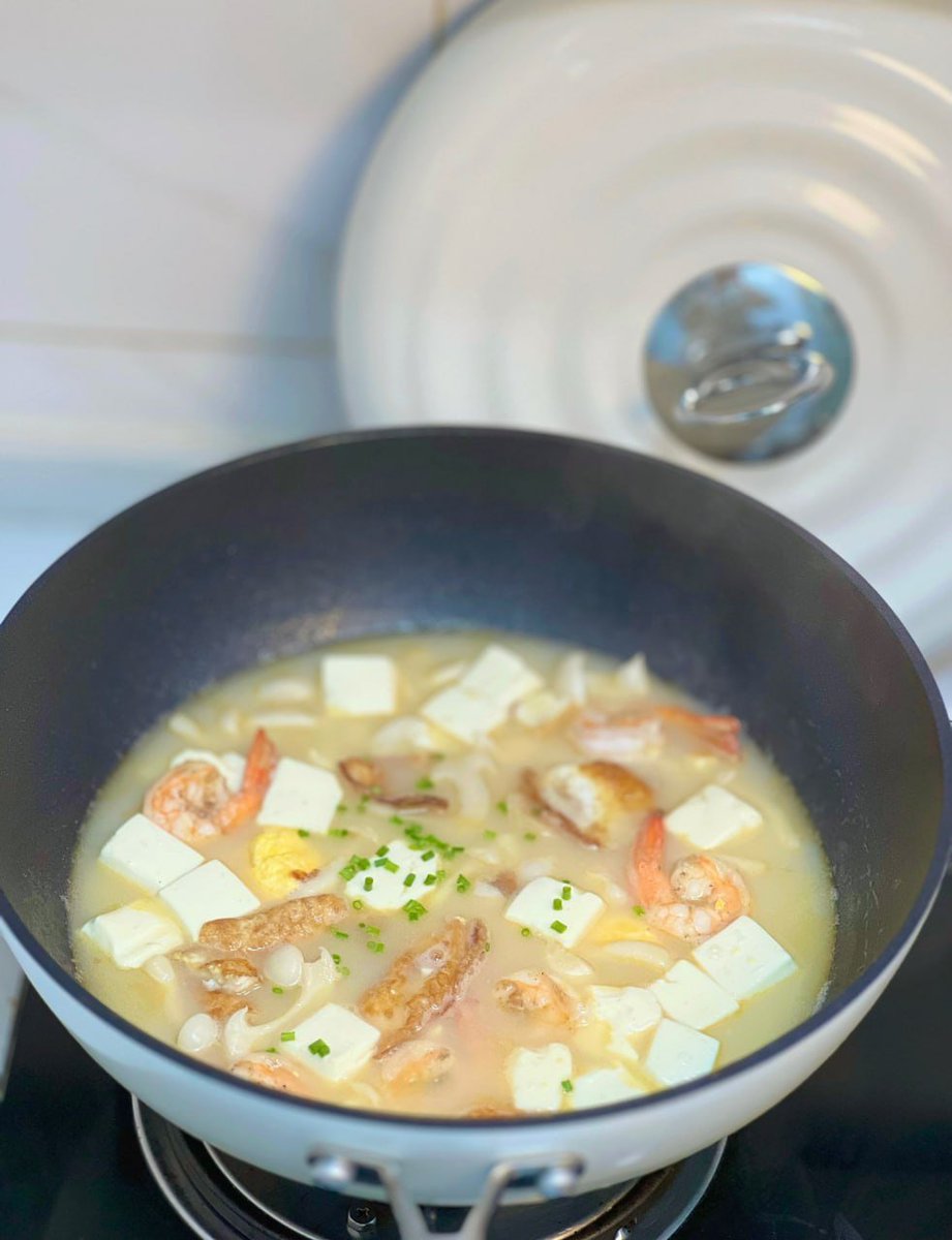 luq523's tweet photo. Shrimp Mushroom Tofu Soup https://t.co/kpRp0YV1ac