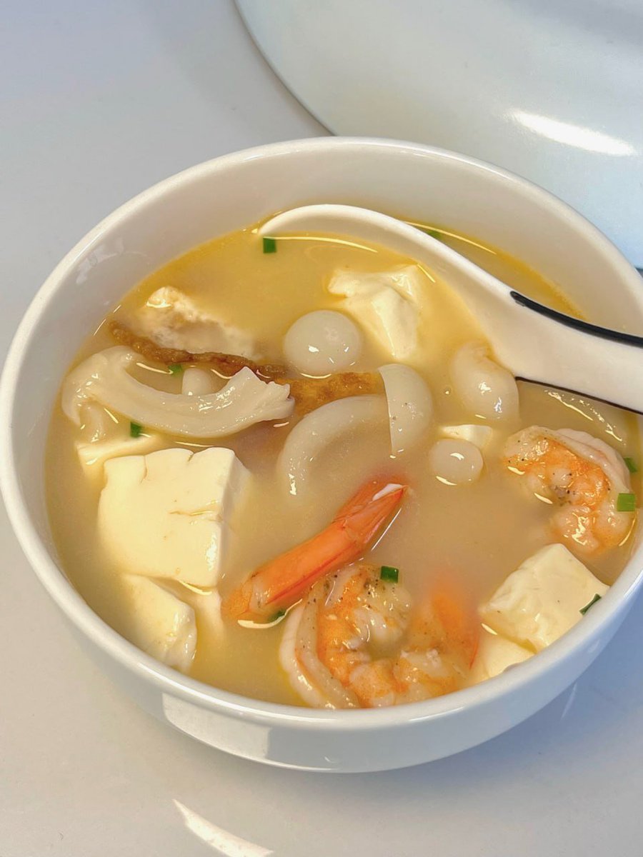 luq523's tweet photo. Shrimp Mushroom Tofu Soup https://t.co/kpRp0YV1ac