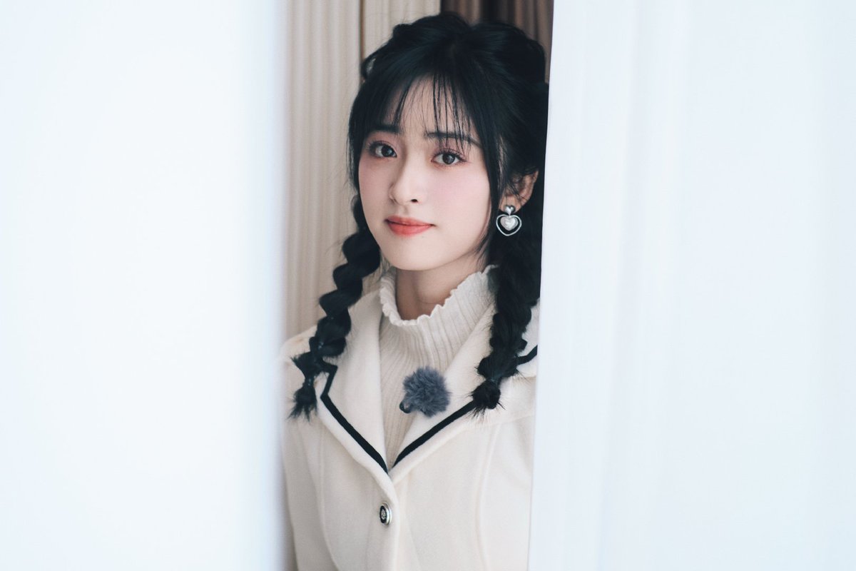 PHmooncakes's tweet photo. #ShenYue studio weibo post 2.18.23

Beautiful as always !😘💛

Yy's Today’s  OOTD   for #InfiniteTranscendenceClass #memoriesbeyondhorizon new episode 8:20 Tonight

#沈月 https://t.co/rN4f7cpMDr