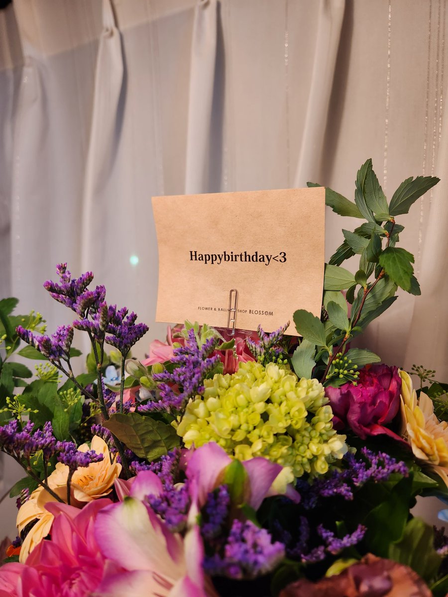 PokkiPrivate's tweet photo. 💐 https://t.co/wctrFR7Gru