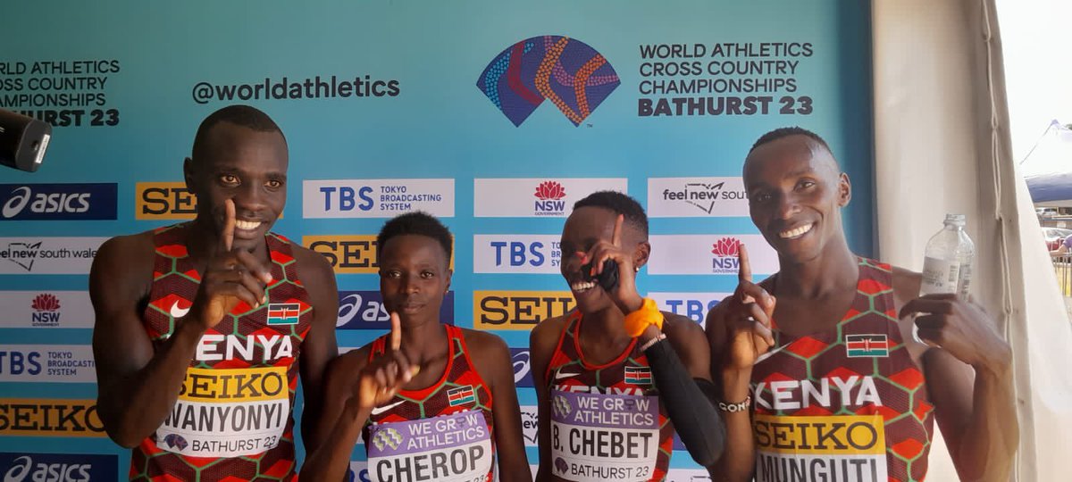 AbabuNamwamba's tweet photo. Six times our beautiful national anthem has belted out in Bathurst, Australia to a global audience. 6 times our brilliant boys and girls have hit the tape to win gold at the #WorldCrossCountry #Bathurst23, with two silver &amp; two bronze also in the mix. Hongera Champs! #TalantaHela https://t.co/hsARkGnQut