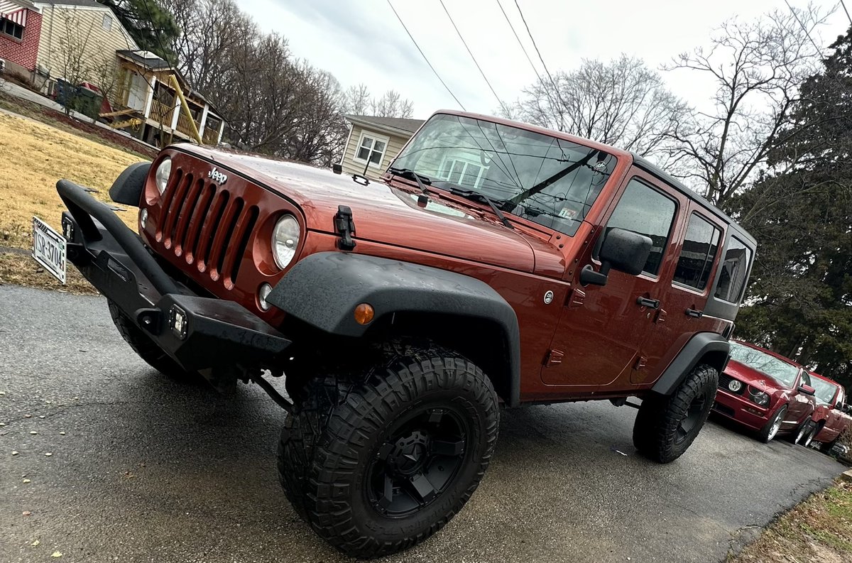 Swift0213's tweet photo. Got me a new toy to play with. I’ve always liked Wranglers and Ive been fortunate enough to finally get my hands on one.
#Jeep #JeepJk #Wrangler #WranglerJk #Ford #Mustang #MustangGt #s197 https://t.co/jTJZlngF8e