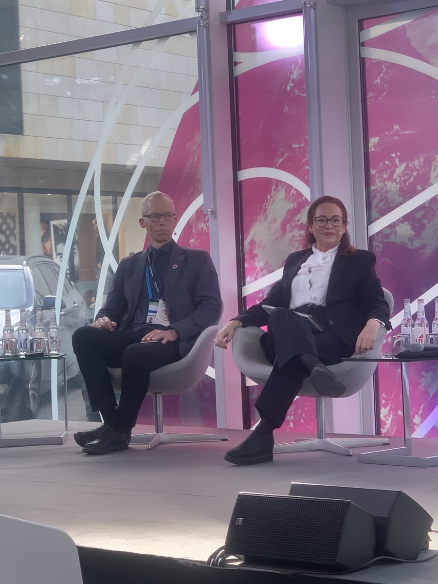 Lisa Binder (@lisabin_da) on Twitter photo „If we considered that human security depends on how we govern our global commons we would be in a much better place“ says <a href="/mfespinosaEC/">María Fernanda Espinosa</a> at our <a href="/PIK_Climate/">Potsdam Institute for Climate Impact Research PIK</a> and <a href="/bmwfoundation/">BMW Foundation</a> #climatesecurity event during #MSC <a href="/JanVivekananda/">Janani Vivekananda</a> <a href="/ClimateDiplo/">Climate Diplomacy and Security</a> <a href="/jrockstrom/">Johan Rockström</a> „If we considered that human security depends on how we govern our global commons we would be in a much better place“ says <a href="/mfespinosaEC/">María Fernanda Espinosa</a> at our <a href="/PIK_Climate/">Potsdam Institute for Climate Impact Research PIK</a> and <a href="/bmwfoundation/">BMW Foundation</a> #climatesecurity event during #MSC <a href="/JanVivekananda/">Janani Vivekananda</a> <a href="/ClimateDiplo/">Climate Diplomacy and Security</a> <a href="/jrockstrom/">Johan Rockström</a>